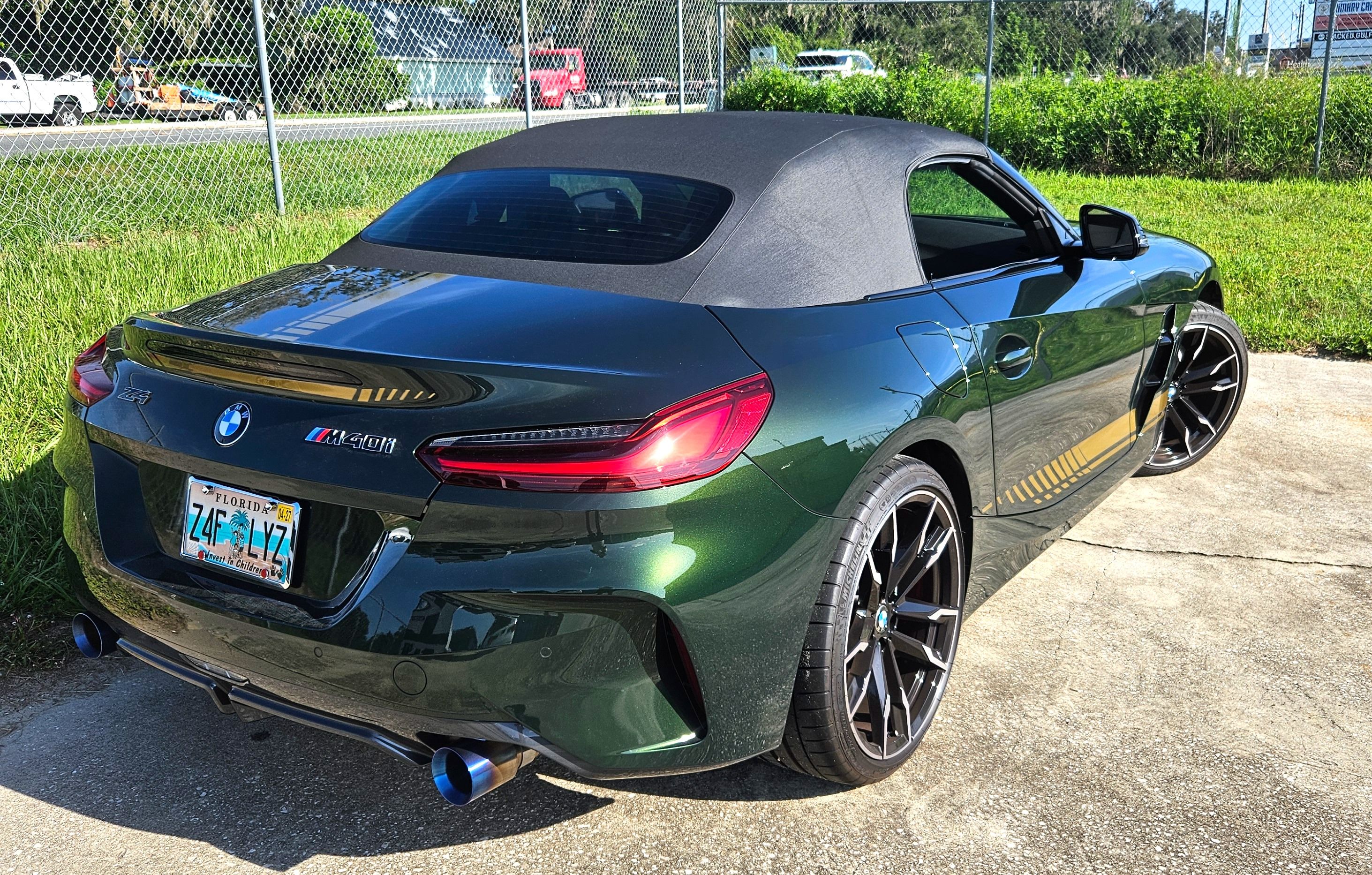 Used 2025 BMW Z4 M40i w/ Edition RWD image 14