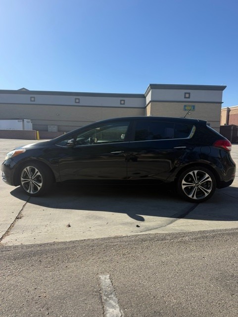 Used 2016 Kia Forte EX FWD image 1