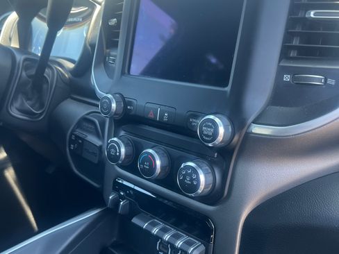 Used 2020 RAM 2500 Big Horn w/ Level 1 Equipment Group AWD/4WD image 10