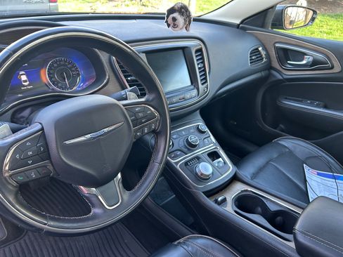 Used 2015 Chrysler 200 C w/ Navigation & Sound Group I image 5