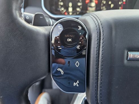 Used 2020 Land Rover Range Rover HSE image 13