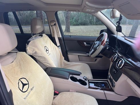 Used 2013 Mercedes-Benz GLK 350 2WD image 9