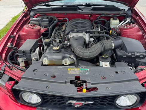 Used 2006 Ford Mustang GT Premium RWD image 4