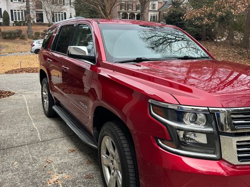 Used 2015 Chevrolet Tahoe LTZ image 2