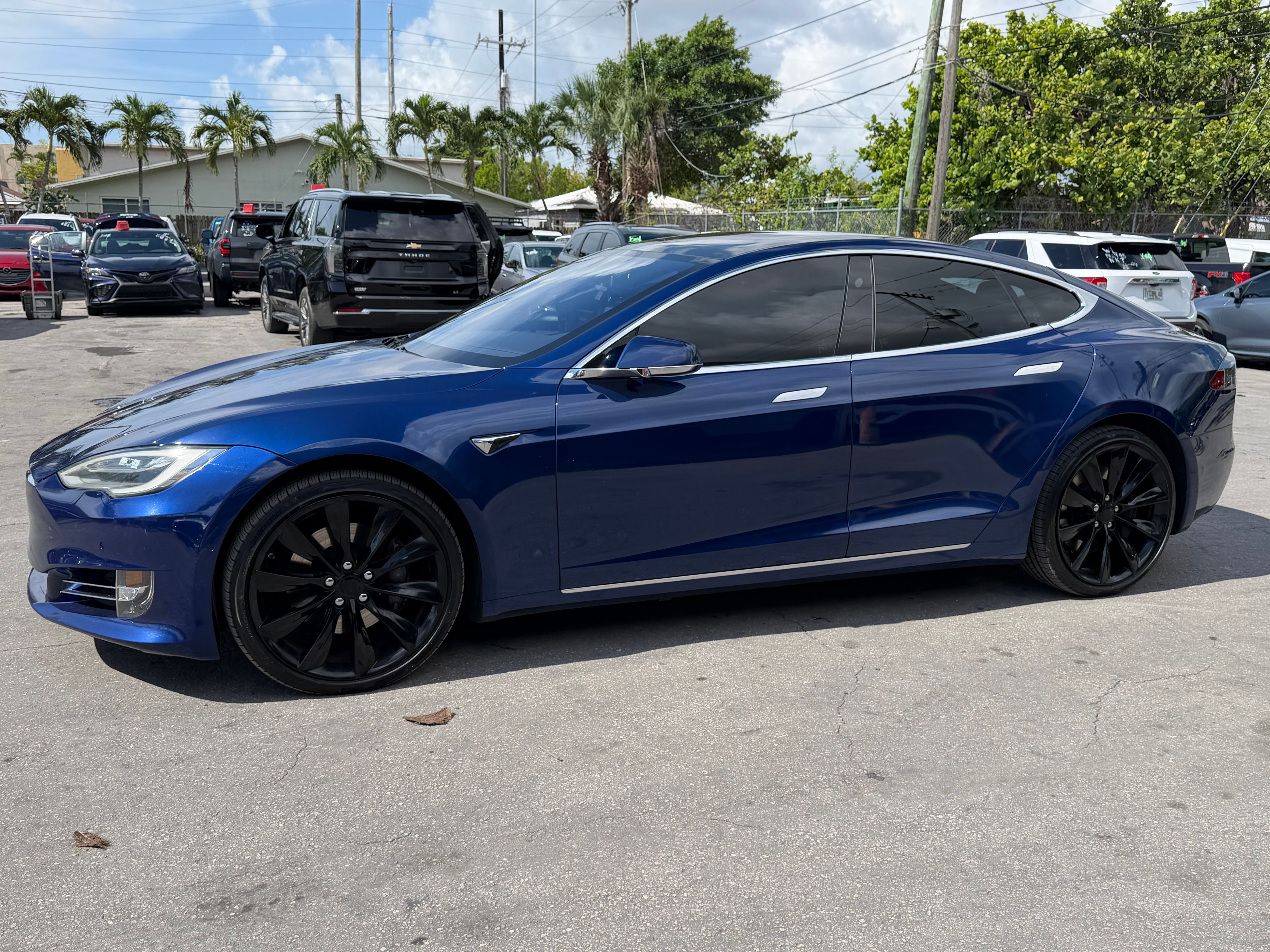 Used 2020 Tesla Model S Long Range Plus AWD/4WD image 2