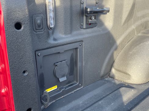 Used 2021 Ford F150 Lariat w/ Equipment Group 502A High image 15