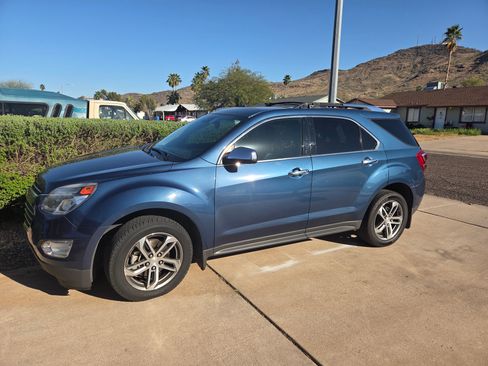 Used 2017 Chevrolet Equinox Premier w/ Enhanced Convenience Package image 1