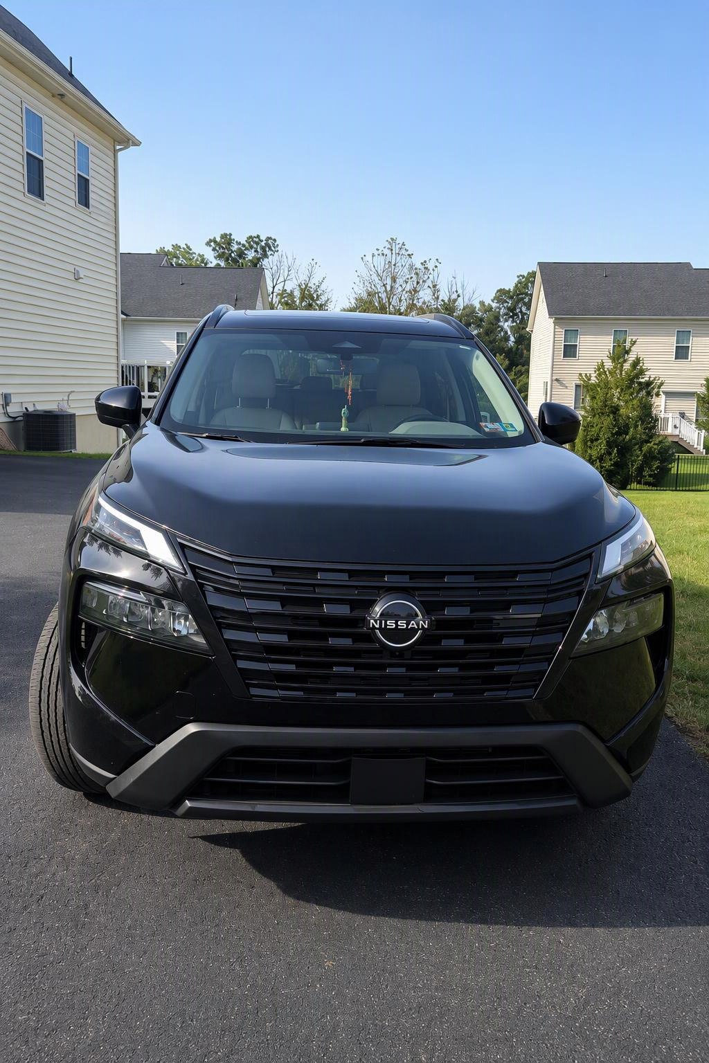 Used 2026 Nissan Rogue Dark Armor AWD/4WD image 8