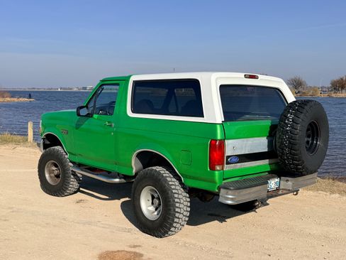 Used 1995 Ford Bronco AWD/4WD image 4