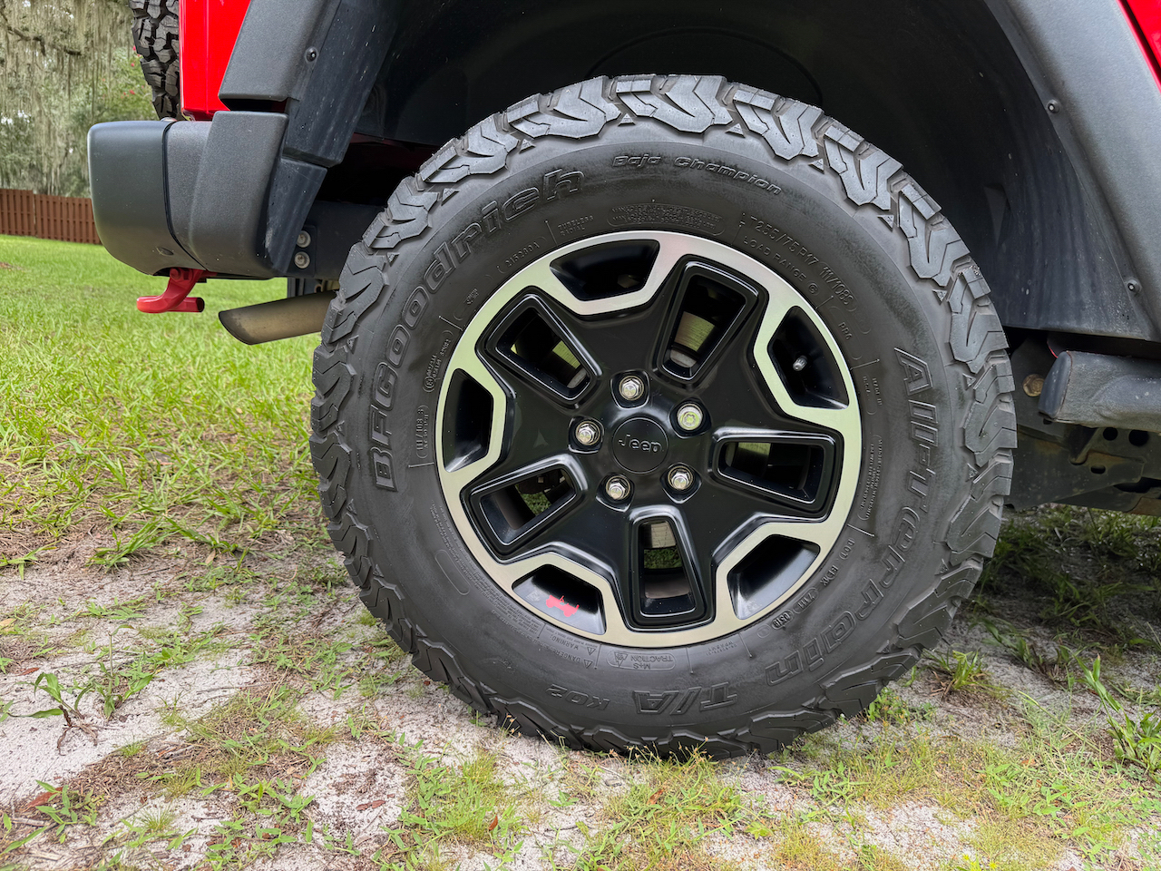 Used 2016 Jeep Wrangler Unlimited Rubicon AWD/4WD image 22