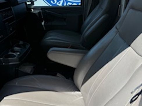 Used 2021 Chevrolet Express 3500 w/ Power Convenience Package image 1