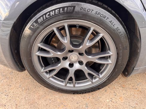 Used 2022 Tesla Model S Plaid image 13