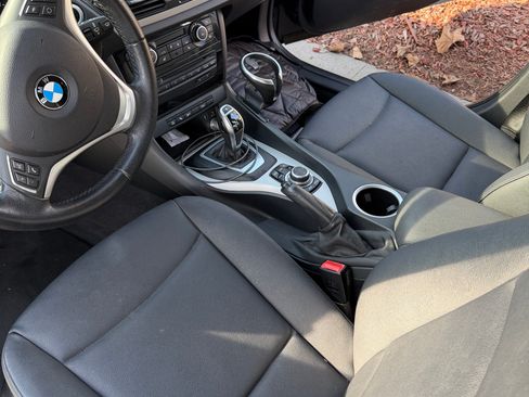 Used 2015 BMW X1 sDrive28i image 9