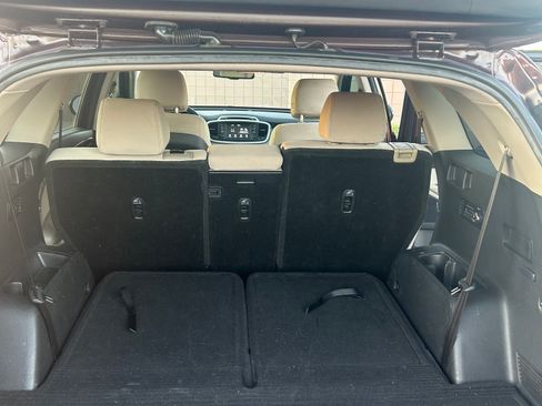 Used 2017 Kia Sorento LX w/ LX V6 Convenience Package FWD image 16