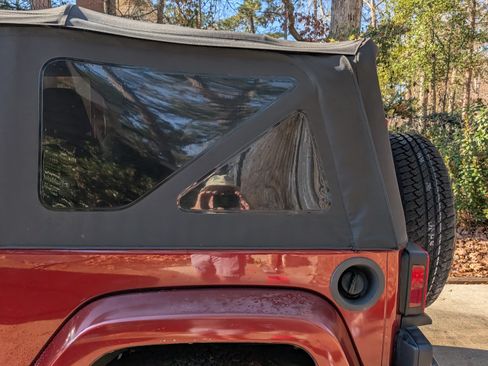 Used 2008 Jeep Wrangler Sahara w/ PWR Convenience Group image 9