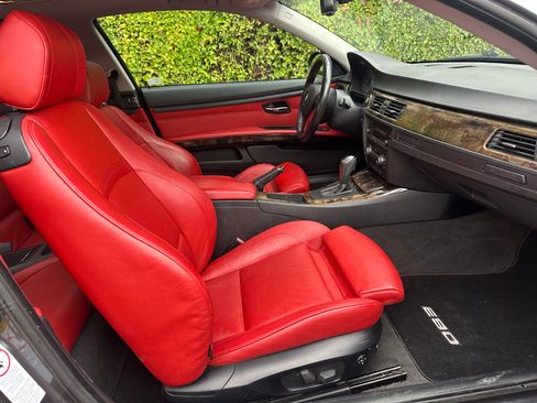 Used 2007 BMW 328xi Coupe image 10