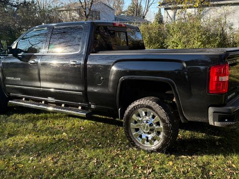 Used 2016 GMC Sierra 2500 Denali w/ Duramax Plus Package image 20