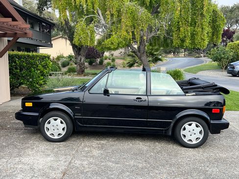 Used 1993 Volkswagen Cabriolet Classic FWD image 6