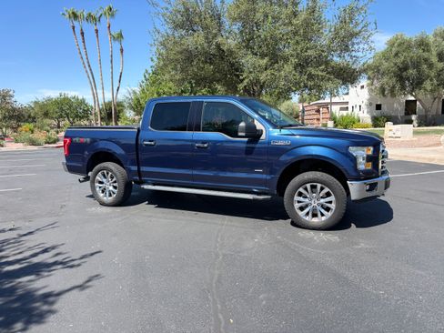 Used 2017 Ford F150 XLT w/ Equipment Group 302A Luxury AWD/4WD image 4