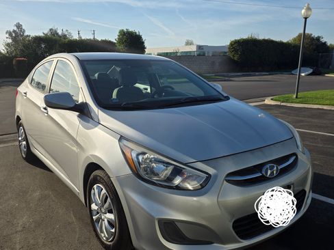 Used 2015 Hyundai Accent GLS image 11
