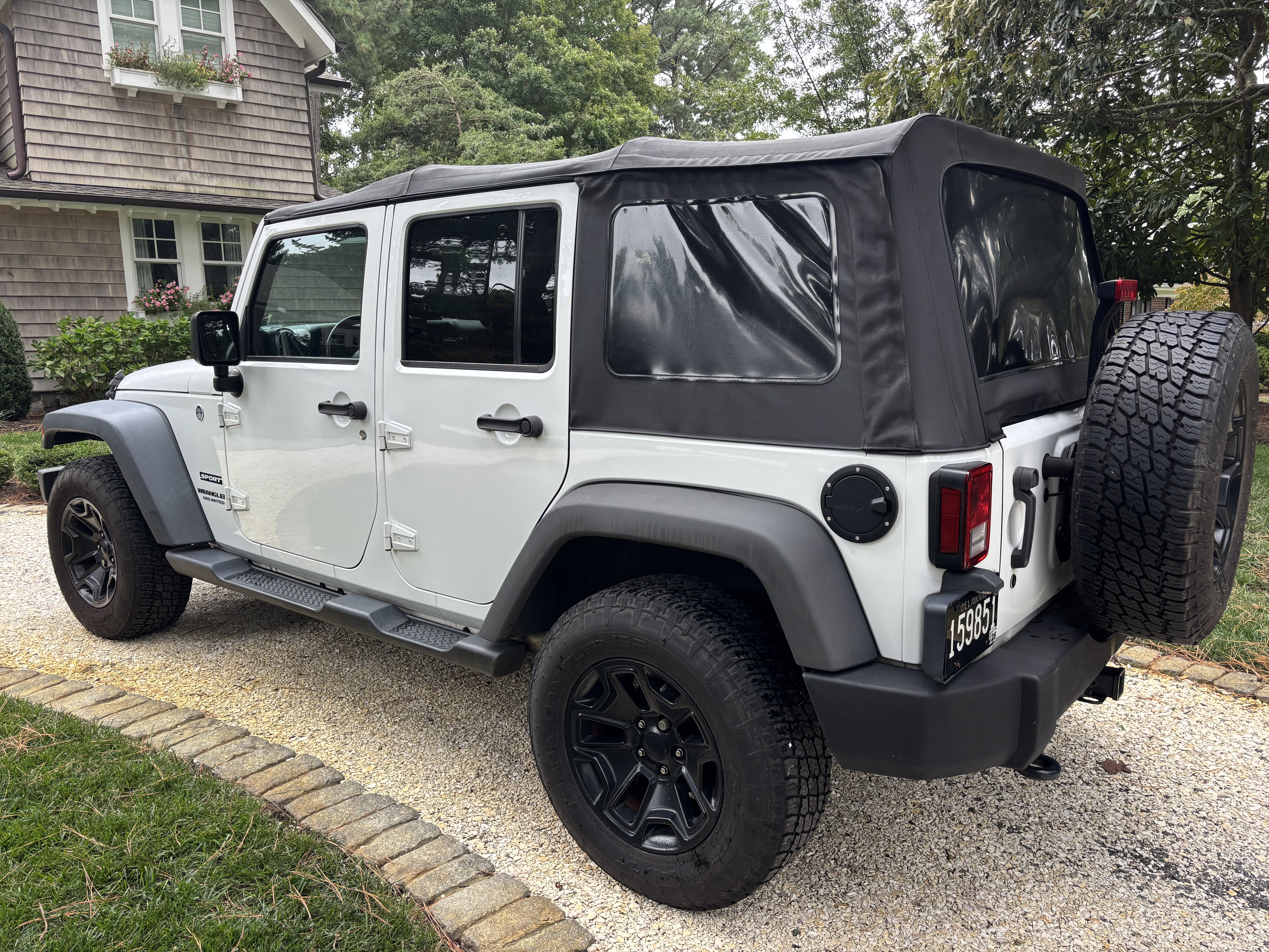 Used 2016 Jeep Wrangler Unlimited Sport w/ Quick Order Package 24S AWD/4WD image 8