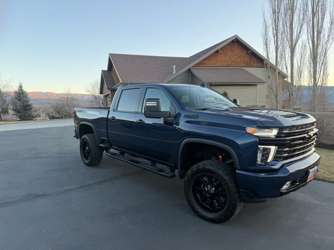 Used 2022 Chevrolet Silverado 3500 High Country w/ Z71 Off-Road Package image 1