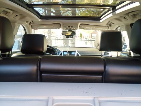 Used 2015 Cadillac SRX Luxury image 17