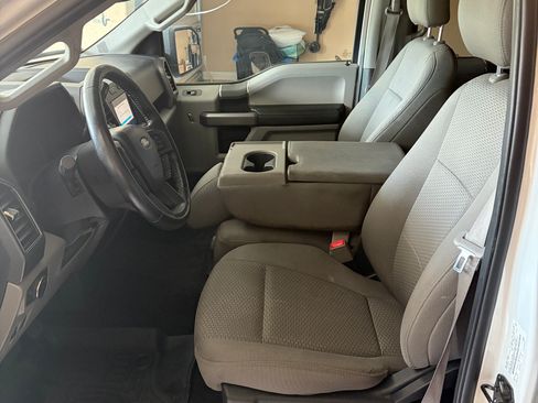 Used 2019 Ford F150 XLT w/ Equipment Group 301A Mid RWD image 6