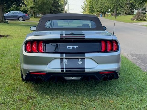 Used 2021 Ford Mustang GT Premium w/ Equipment Group 401A RWD image 5