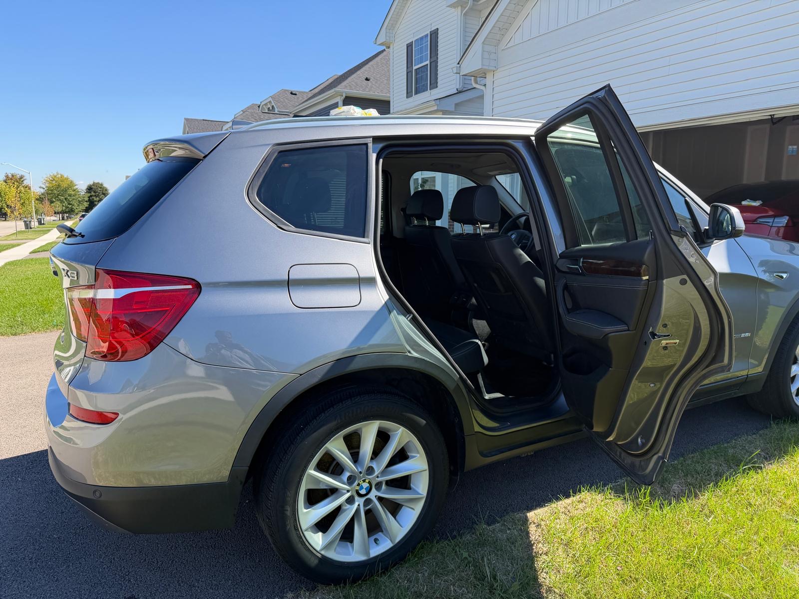 Used 2016 BMW X3 xDrive28i AWD/4WD image 6