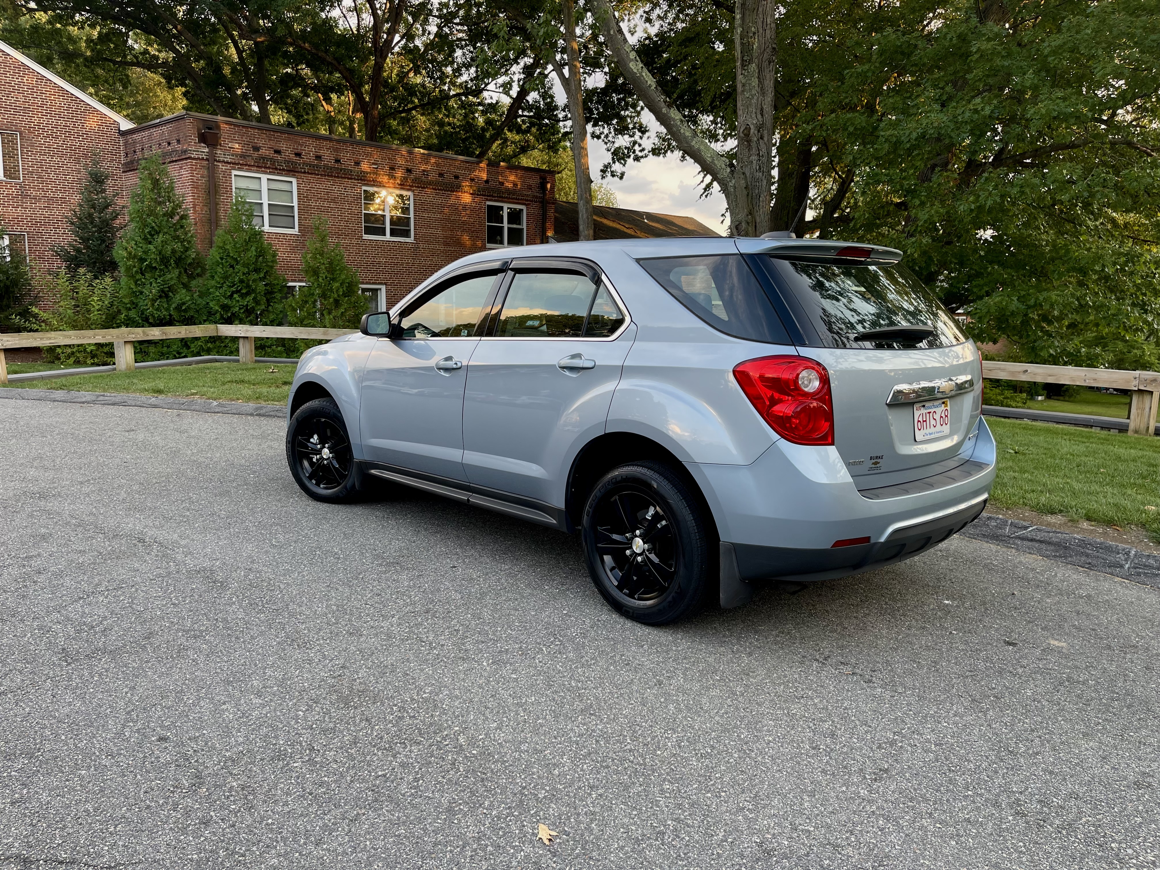 Used 2015 Chevrolet Equinox LS AWD/4WD image 4