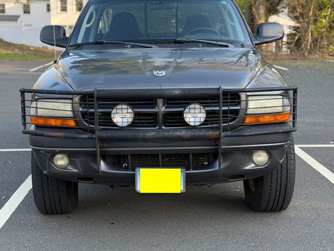 Used 2002 Dodge Dakota Sport AWD/4WD image 2