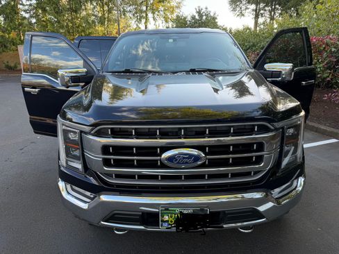 Used 2021 Ford F150 Lariat w/ Equipment Group 502A High AWD/4WD image 4