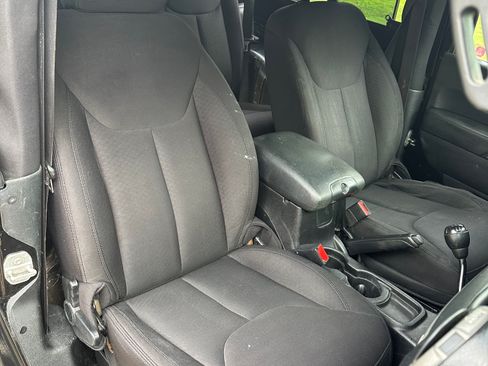 Used 2014 Jeep Wrangler Sport image 20