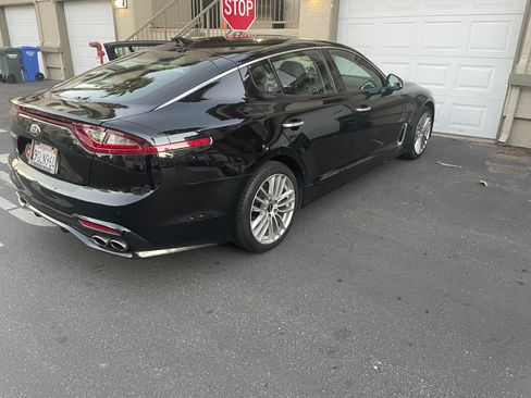 Used 2018 Kia Stinger image 8