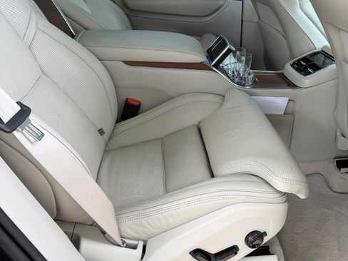 Used 2017 Volvo XC90 T8 Excellence AWD/4WD image 11