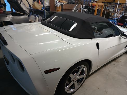 Used 2007 Chevrolet Corvette Convertible w/ Preferred Equipment Group image 14