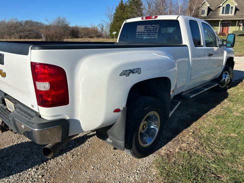 Used 2013 Chevrolet Silverado 3500 LT w/ Interior Plus Package image 6