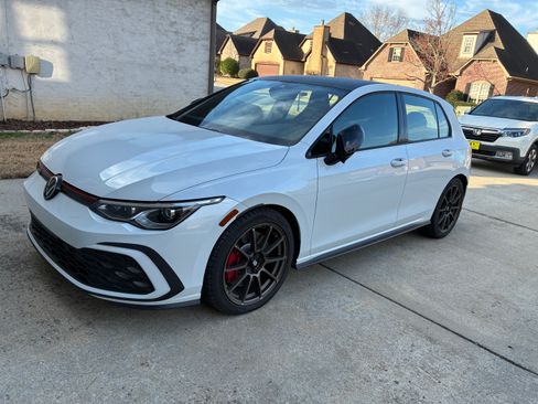 Used 2024 Volkswagen GTI S image 2