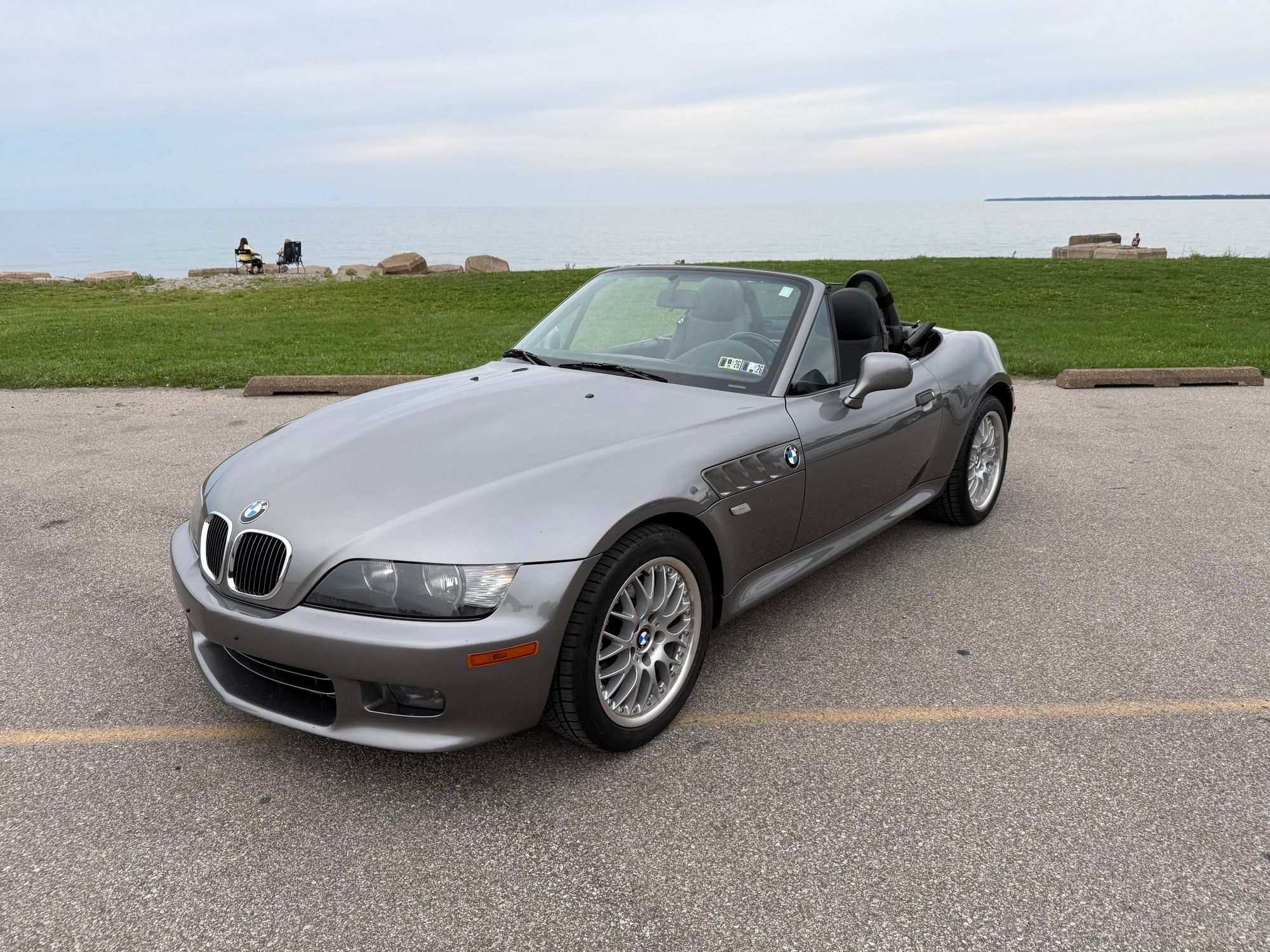 Used 2001 BMW Z3 3.0i RWD image 12