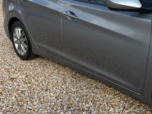 Used 2015 Hyundai Elantra SE w/ Option Group 02 image 8