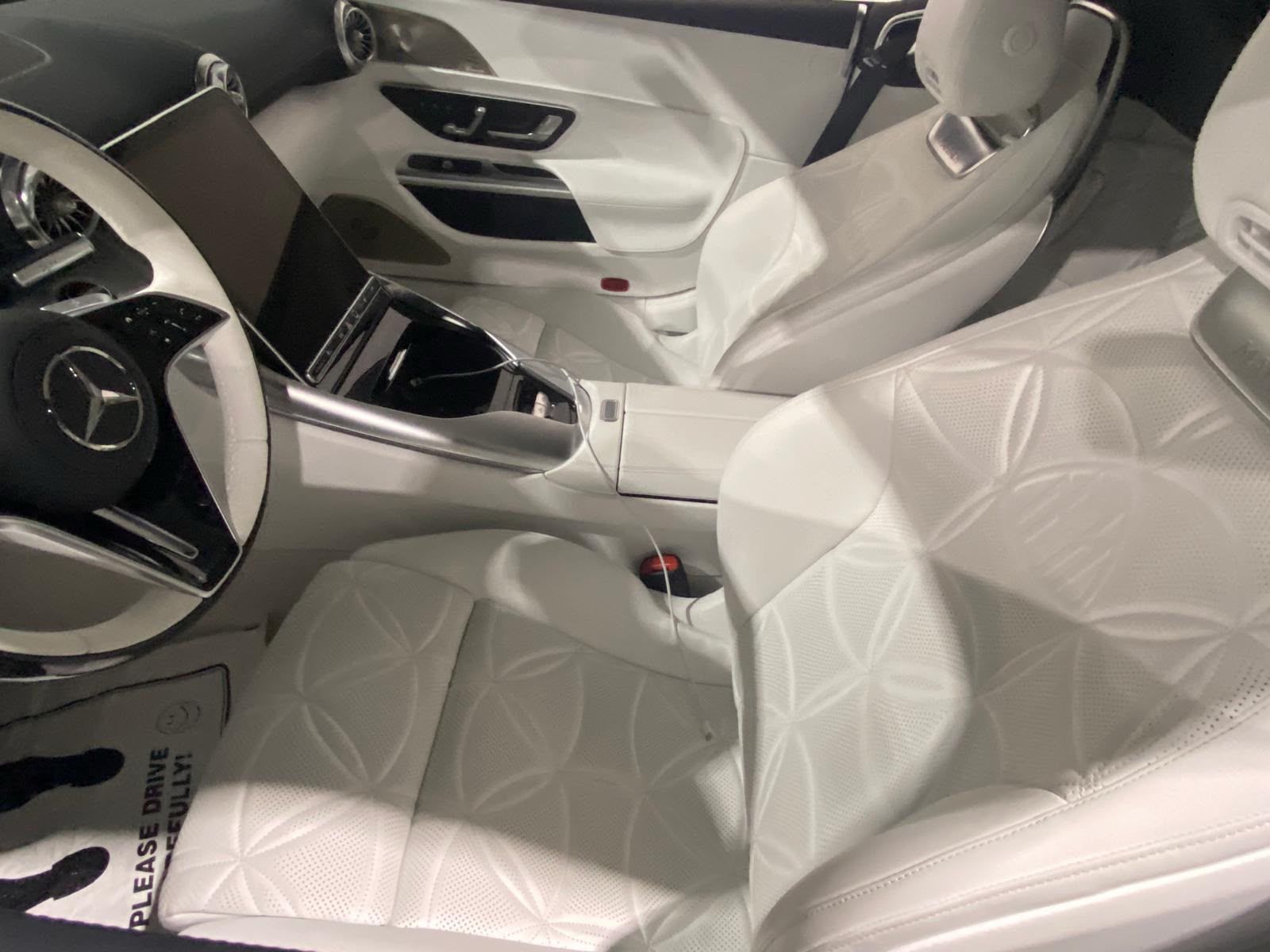 Used 2026 Mercedes-Benz Maybach SL 680 image 9