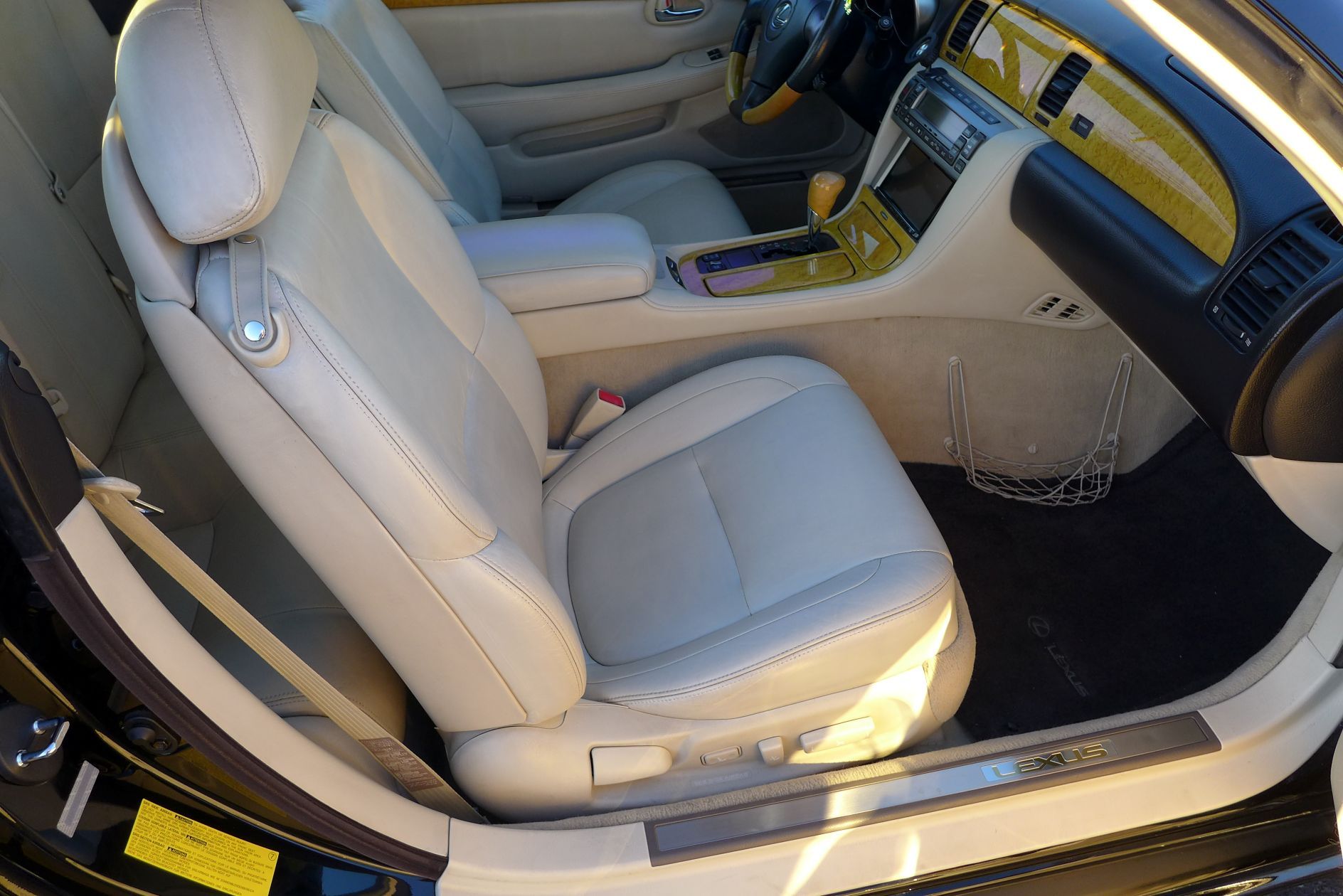 Used 2003 Lexus SC 430 Convertible RWD image 12