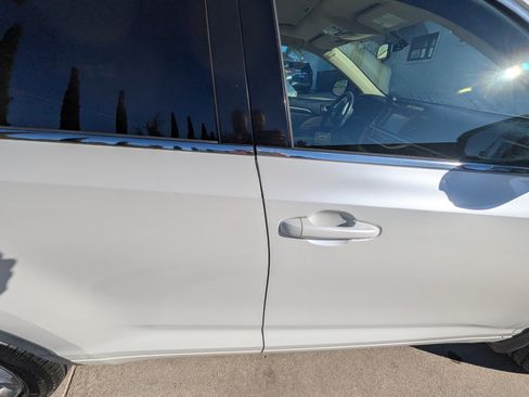 Used 2016 Toyota Highlander Limited image 16