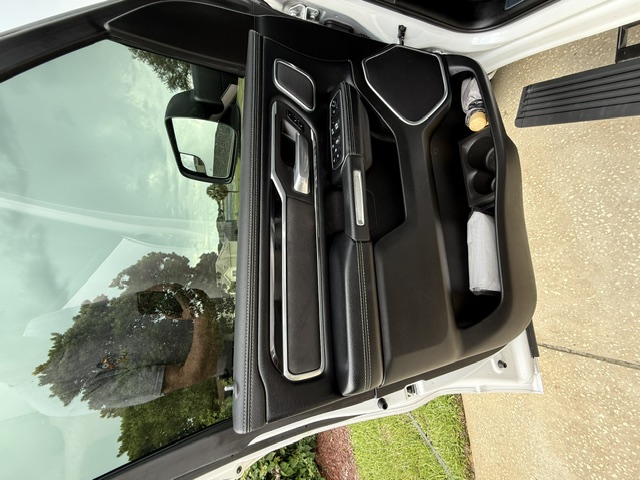 Used 2019 RAM 1500 Laramie RWD image 16