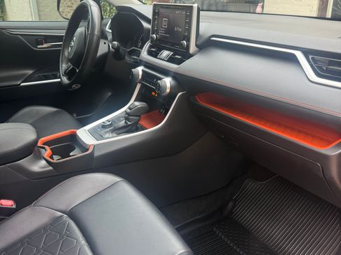 Used 2019 Toyota RAV4 Adventure AWD/4WD image 19