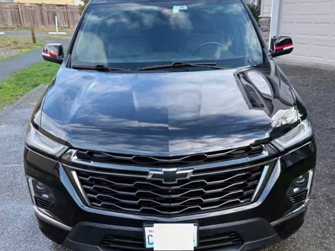 Used 2022 Chevrolet Traverse Premier w/ Redline Edition image 4