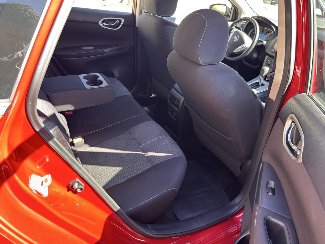 Used 2014 Nissan Sentra SV FWD image 8