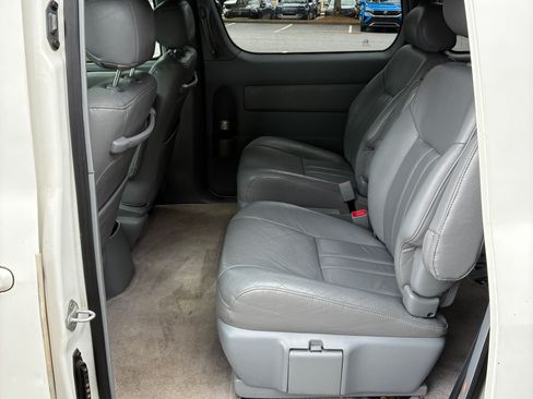 Used 2000 Toyota Sienna XLE FWD image 11