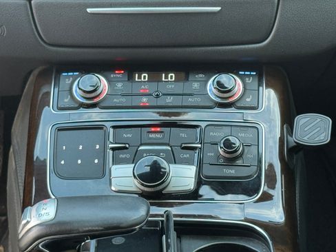 Used 2015 Audi A8 L 3.0T image 32